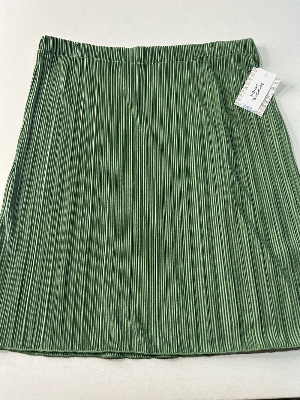 NWT LuLaRoe XL Samantha Pleated Green Women’s Skirt